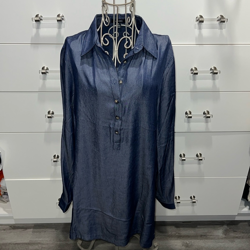 Episode button down shirt dress, size M, NEW